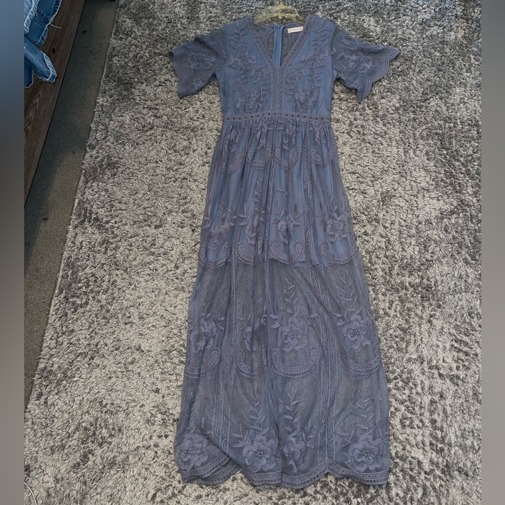 Lace maxi - Picture 1 of 3